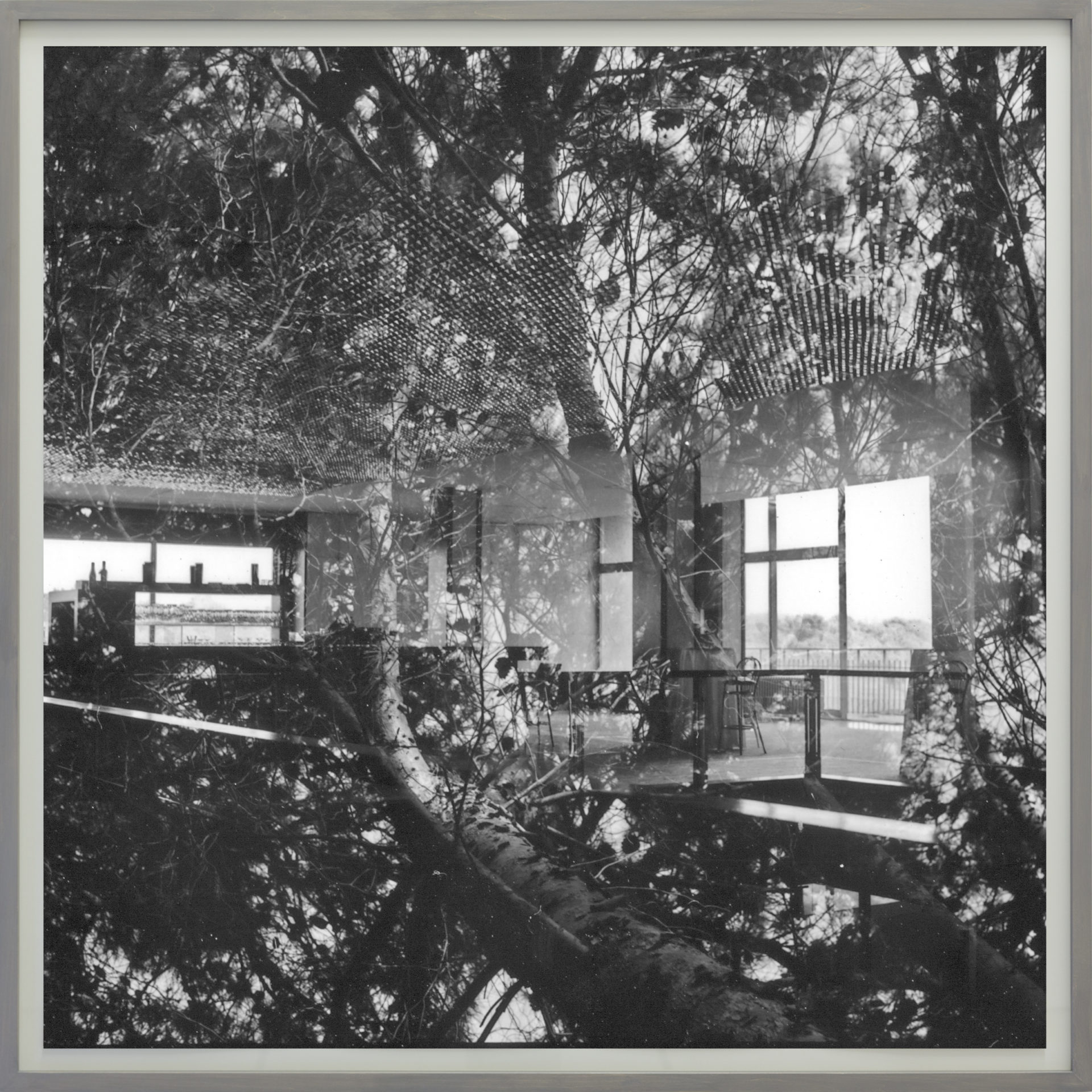 Hotel Jugoslavija: Spatio-Temporal Mosaics of Memorabilia