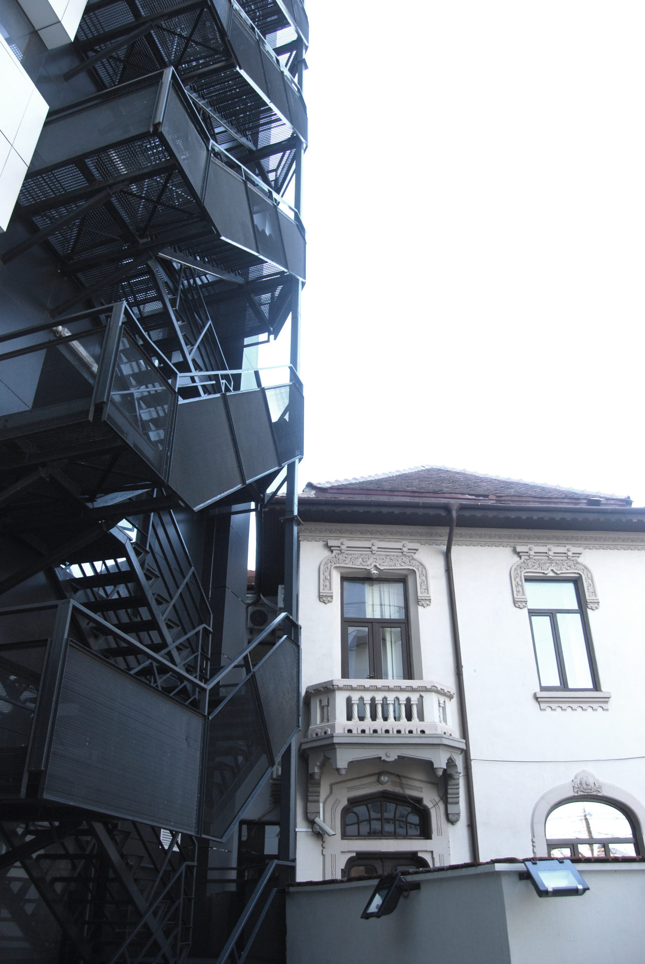 Privatized Publicness: Post-Communist Public Space in Bucharest