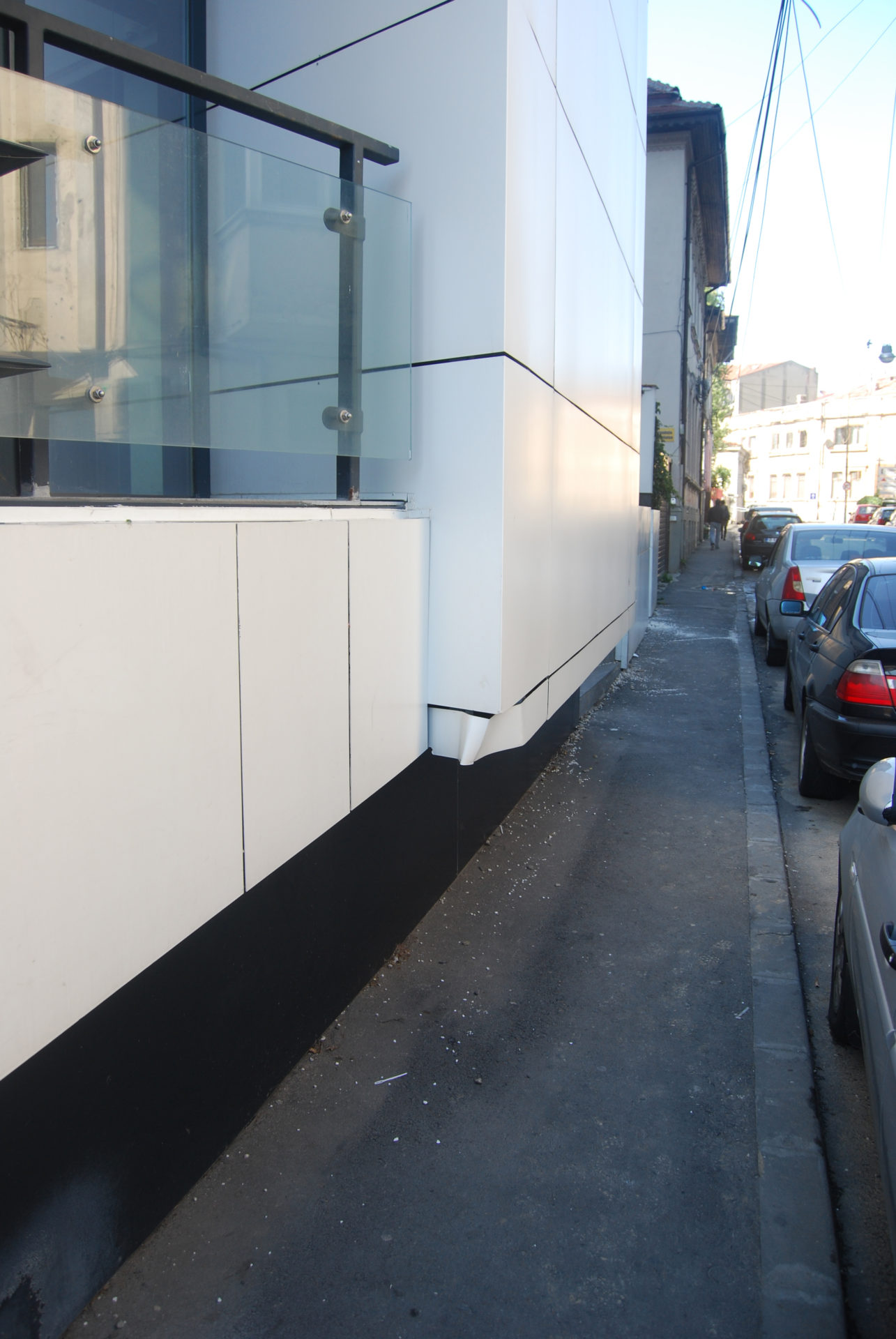 Privatized Publicness: Post-Communist Public Space in Bucharest