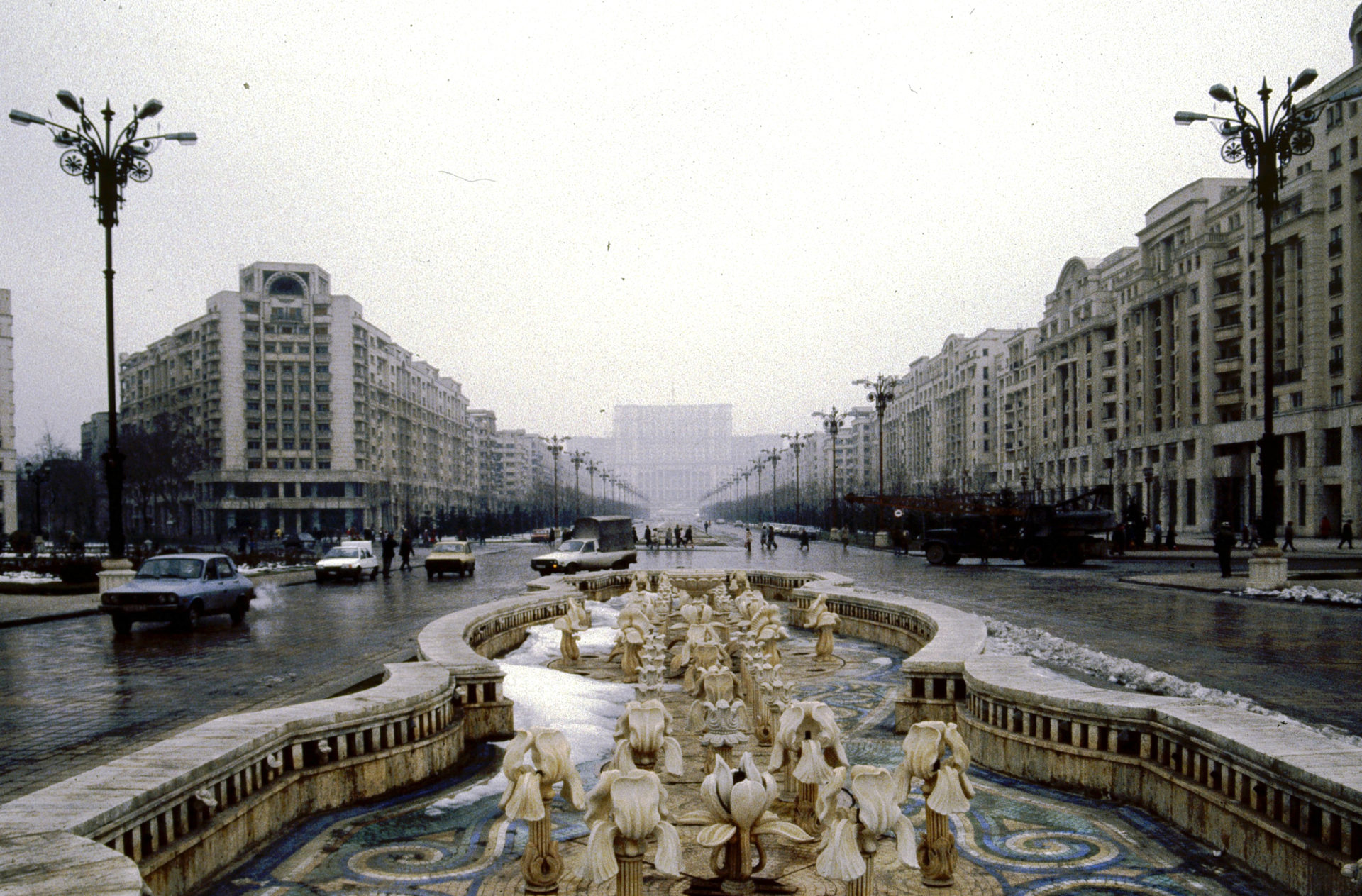 Privatized Publicness: Post-Communist Public Space in Bucharest