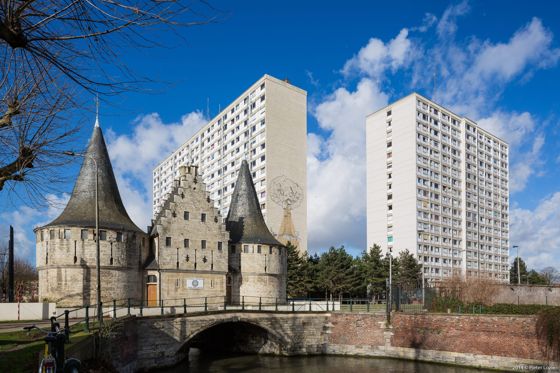 A Memorial to the Highs and Lows of Social Housing