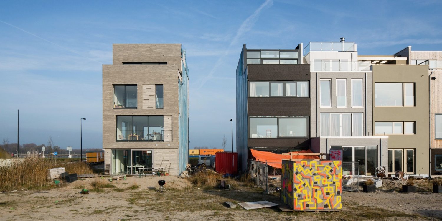 Photo Essay: Utopia by the Plot