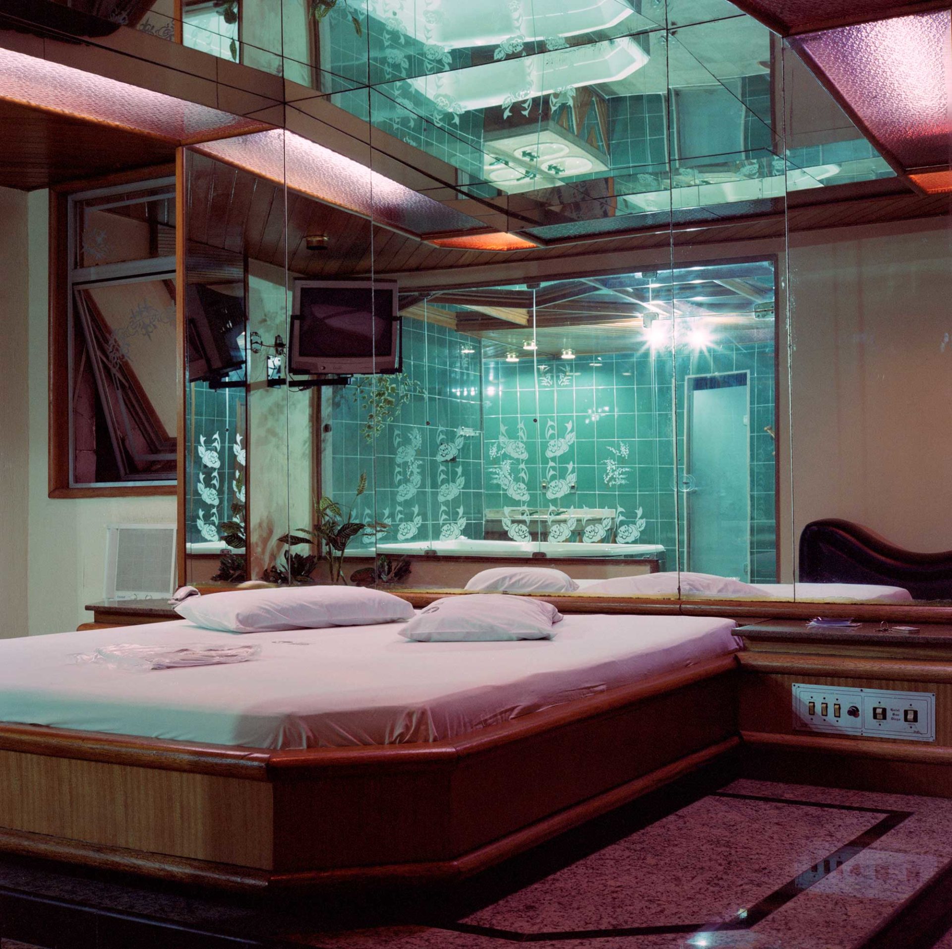 Photo Essay: The Fading Glory of Brazil’s Disappearing Love Motels