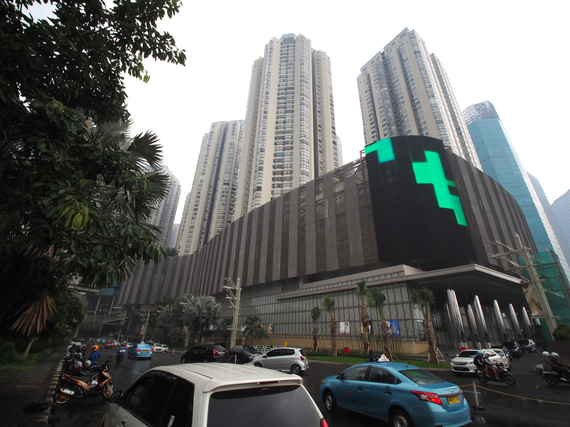 Jakarta’s Superblocks Continue a Legacy of Urban Segregation