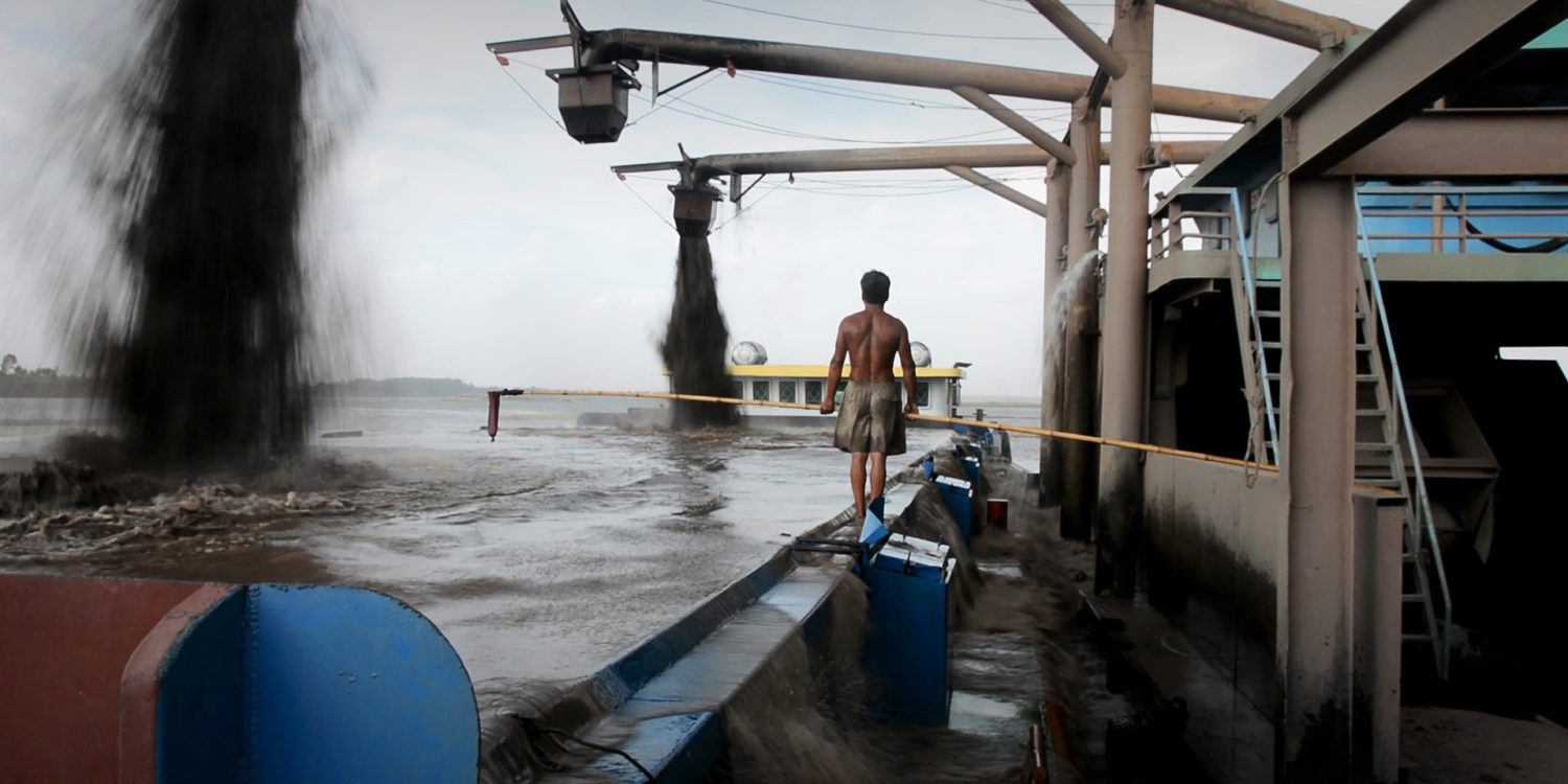Singapore’s Scentless Growth is Built on the Brutal Extraction of Cambodian Sand and Imported Labour