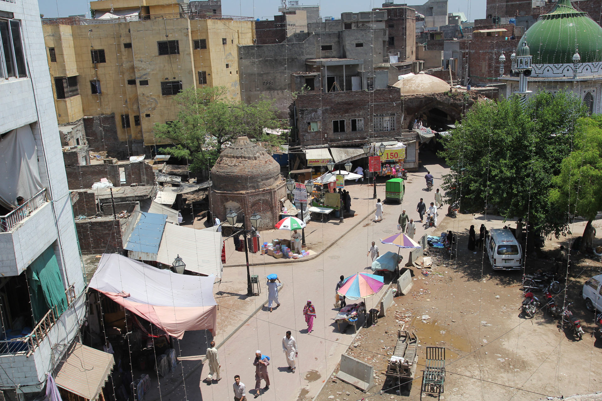 How British Colonial Architecture Excluded Pakistani Women From the Public Sphere