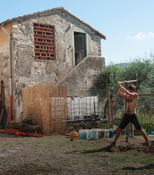 ItalyCountryside-header-gradient-03