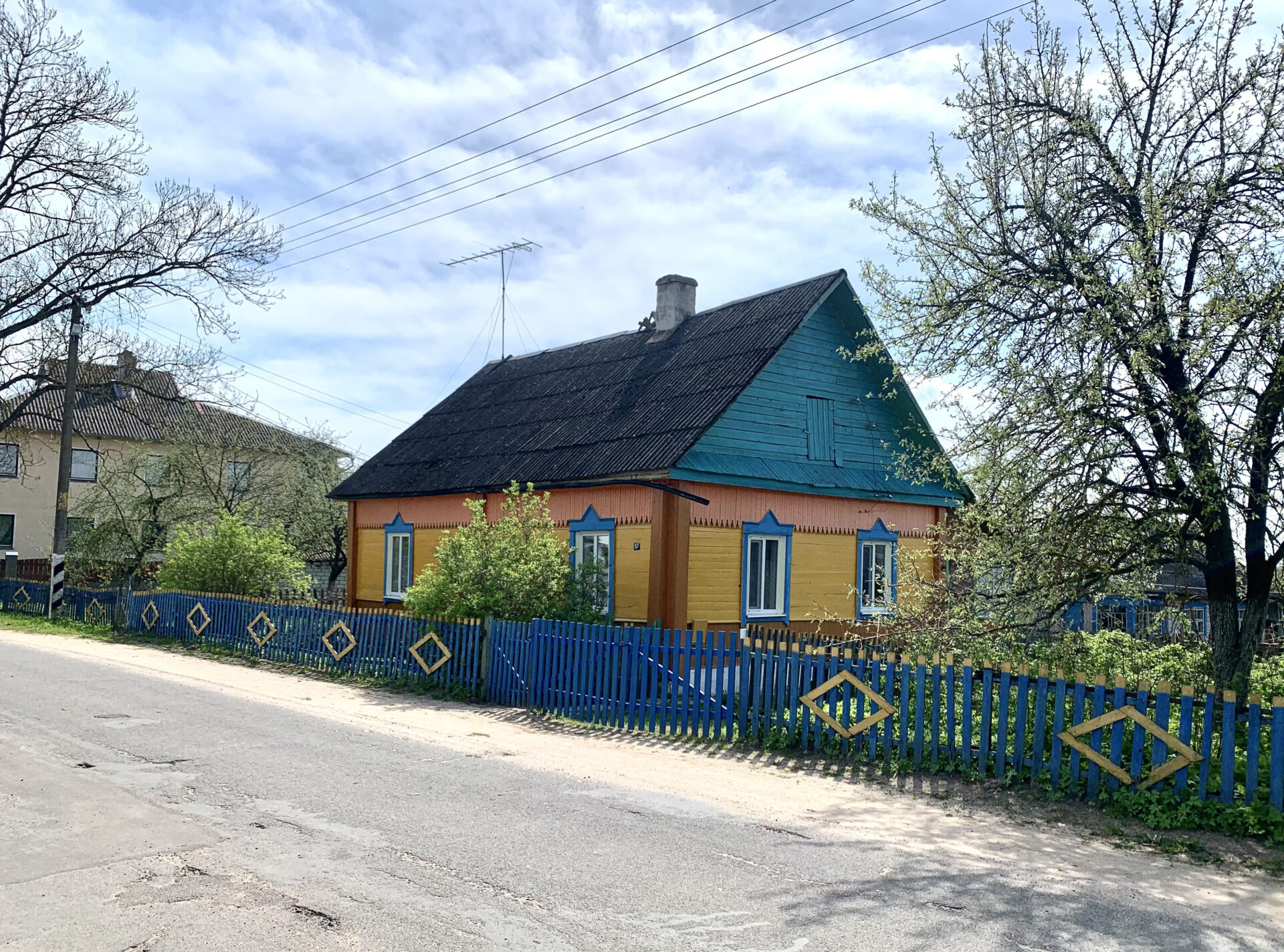 Lives Fragmented and Pushed Back at the Latvian Border
